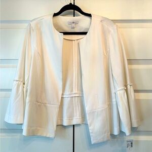 LIGHTWEIGHT JACKET BEAUTIFUL DETAIL DRESS UP OR ADD WITH JEANS